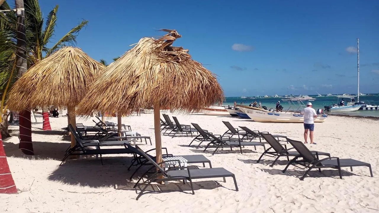 Rolando Share Apart Punta Cana Bed & Breakfast