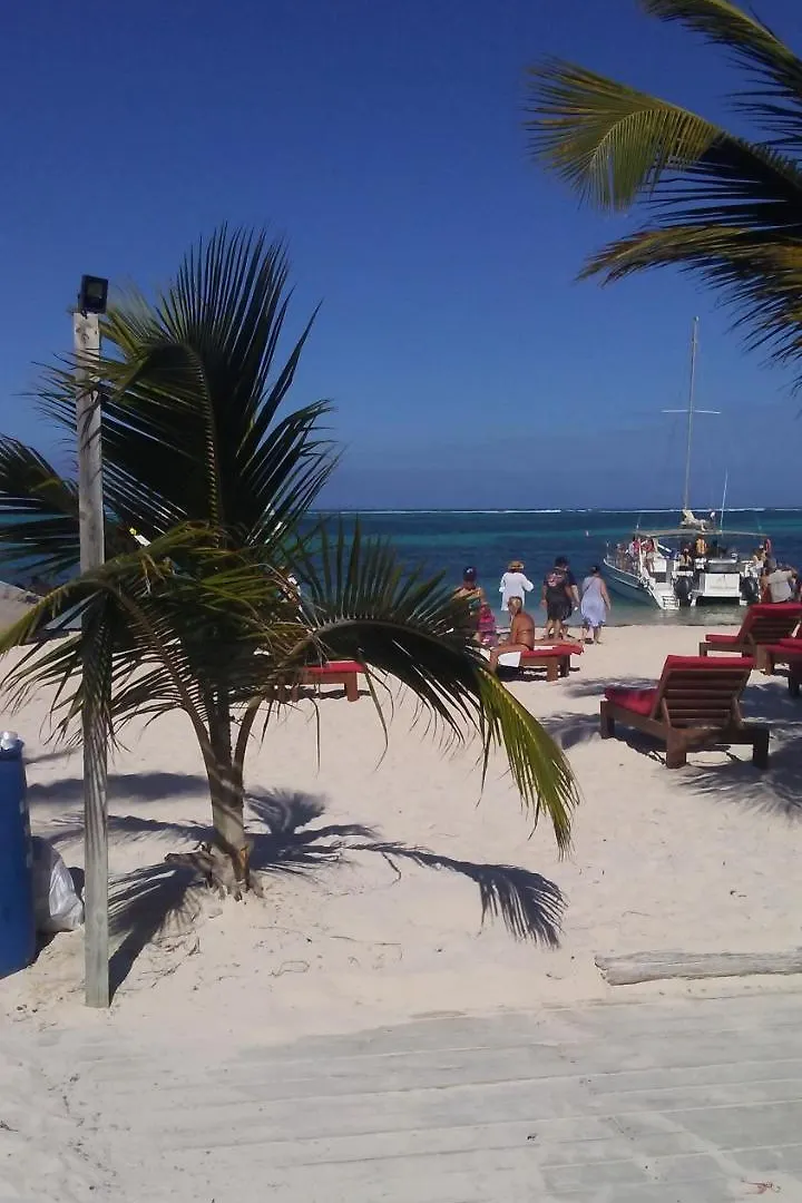 Rolando Share Apart Punta Cana
